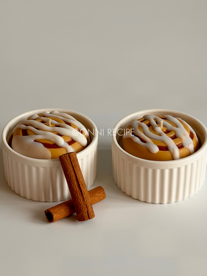 CINNAMON ROLL WITH CREAM VANILLA ICING - RAPESEED CANDLE - 200ML