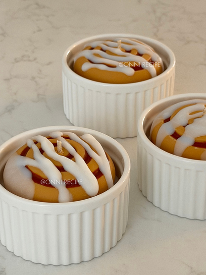 CINNAMON ROLL WITH CREAM VANILLA ICING - RAPESEED CANDLE - 200ML