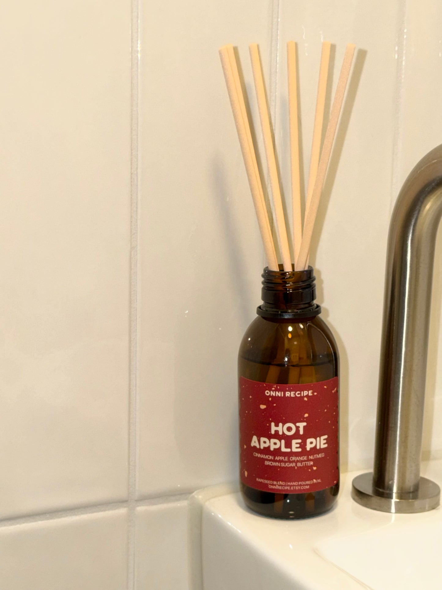 HOT APPLE PIE - REED DIFFUSER 120ML 4 MONTHS