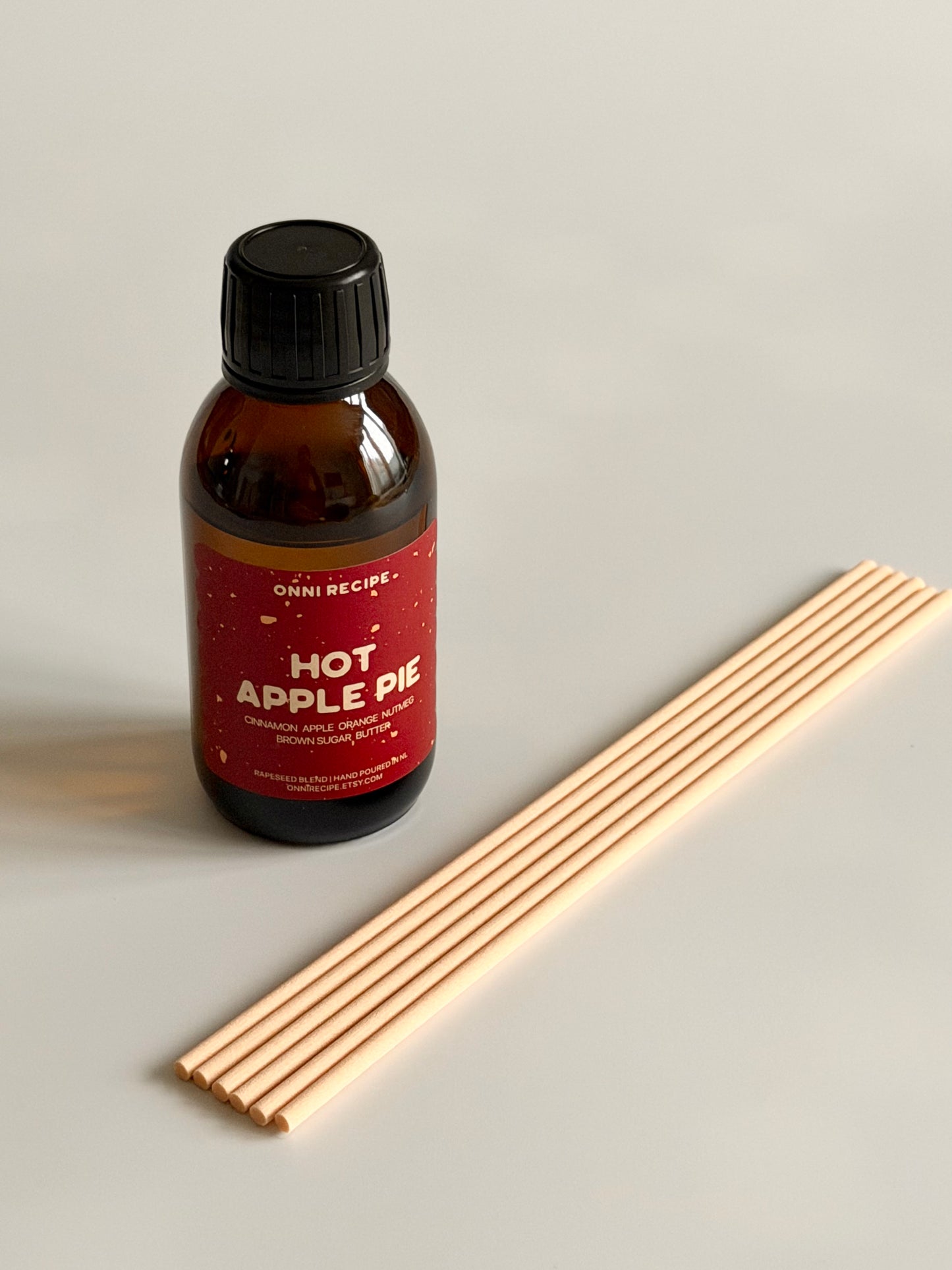 HOT APPLE PIE - REED DIFFUSER 120ML 4 MONTHS