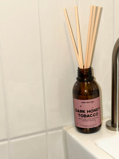 DARK HONEY TOBACCO - REED DIFFUSER 120ML 4 MONTHS