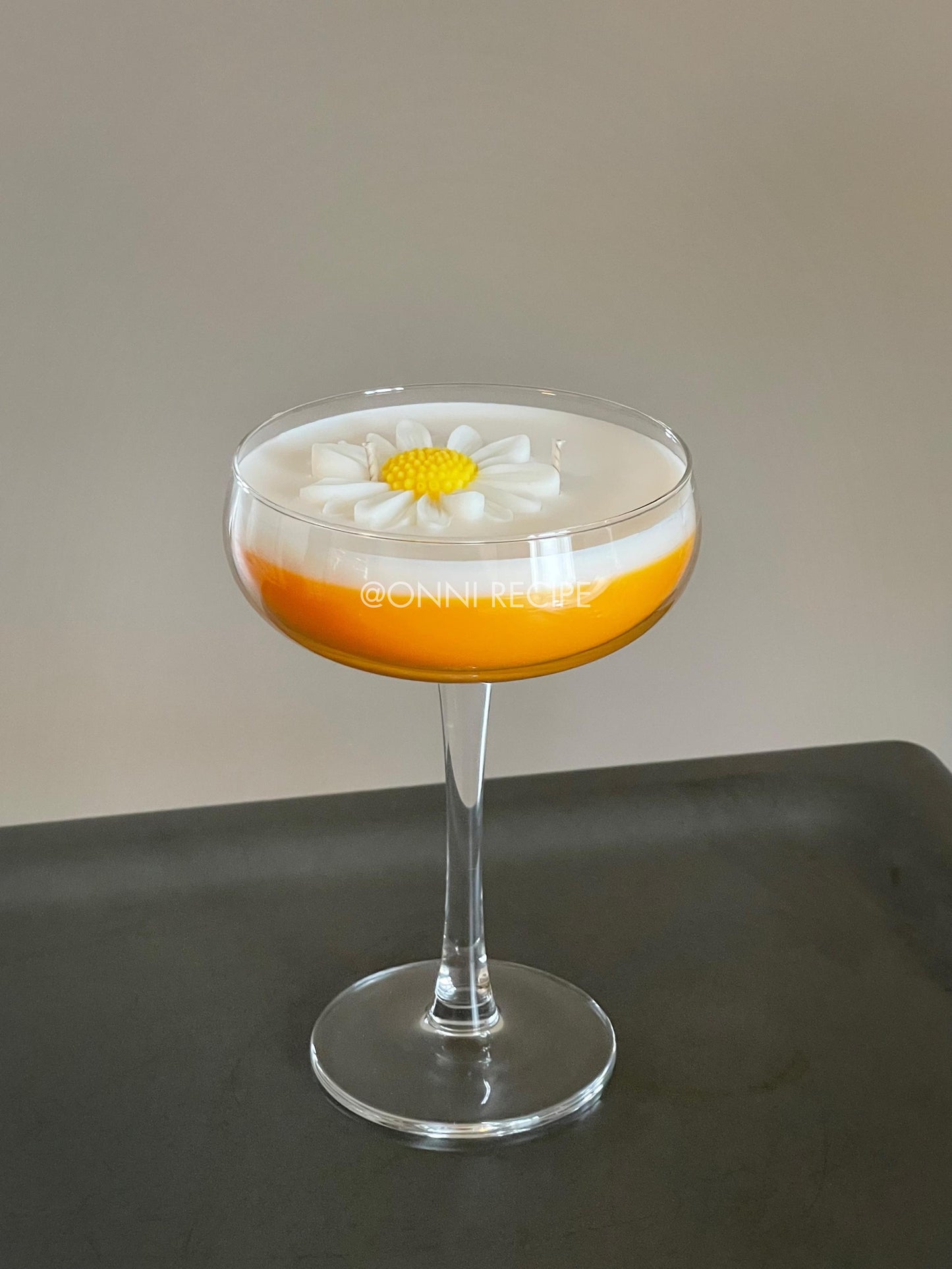 PASSIONFRUIT MARTINI - RAPESEED CANDLE - 300ML