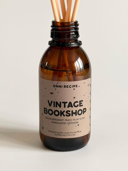 VINTAGE BOOKSHOP - REED DIFFUSER 120ML 4 MONTHS